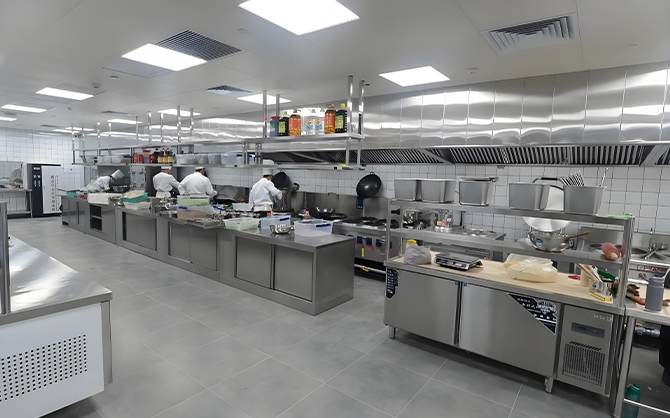 瑞能廚具公司的發展歷程及成就