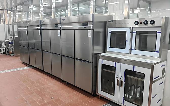 瑞能廚具：打造專業廚房工具